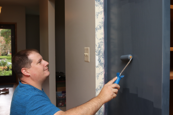 How To Paint Cabinets Image 9